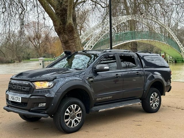 Ford Ranger 3.2 Wildtrak 4X4 Dcb Tdci 197 Bhp Grey #3