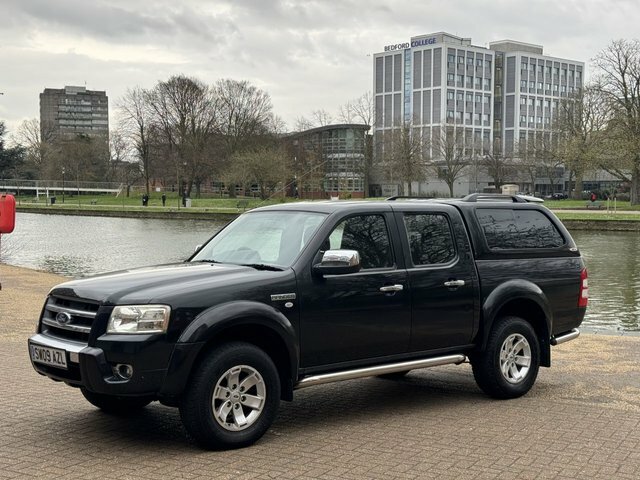 Ford Ranger 3.0 Thunder 4X4 Lwb D C 156 Bhp Black #2