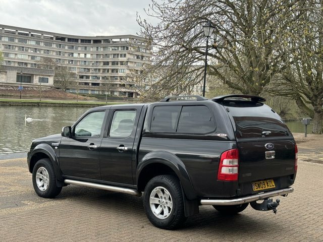 Ford Ranger 3.0 Thunder 4X4 Lwb D C 156 Bhp Black #4