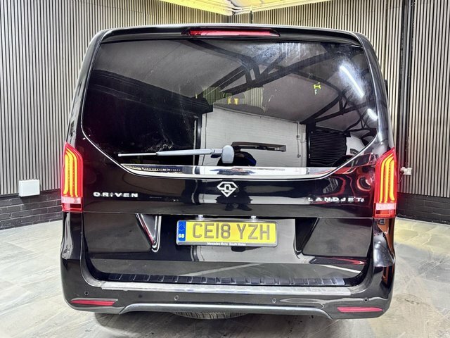 Mercedes-Benz V Class 2.2 V250d Amg Line Mpv G-tronic Euro 6 Black #5