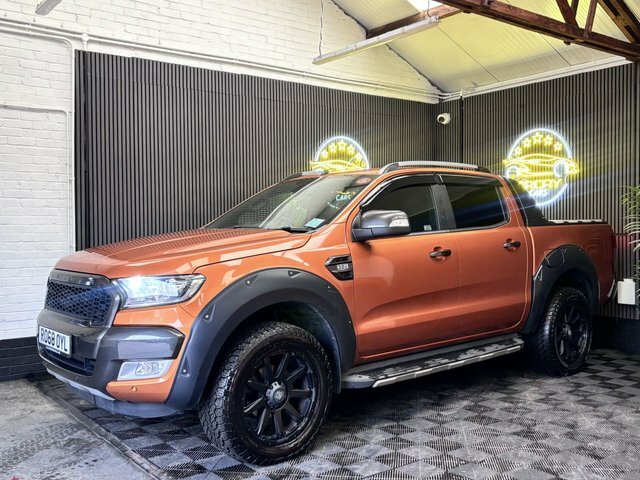 Ford Ranger 3.2 Tdci Wildtrak Pickup Double Cab Aut RO68OYL Orange #3