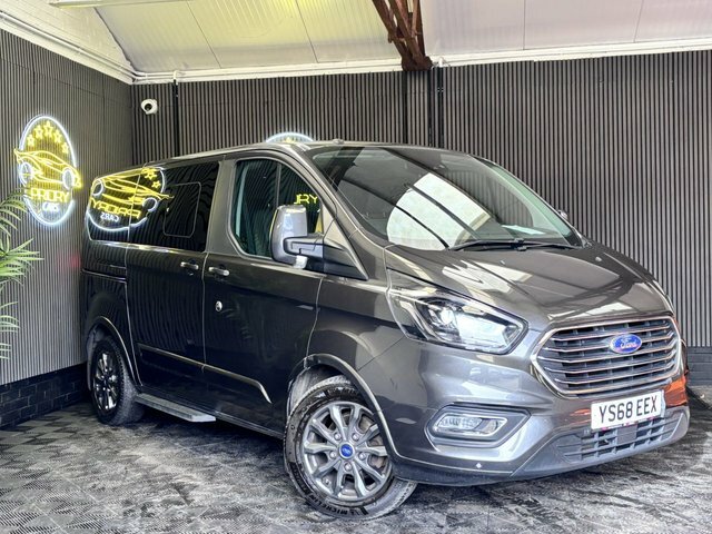 Ford Tourneo Custom 2.0 310 Ecoblue Titanium X Minibus Double Cab Grey