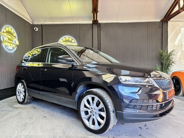 Skoda Karoq 2.0 Tdi Edition Suv 4Wd Euro 6 MV18TVL Black #2