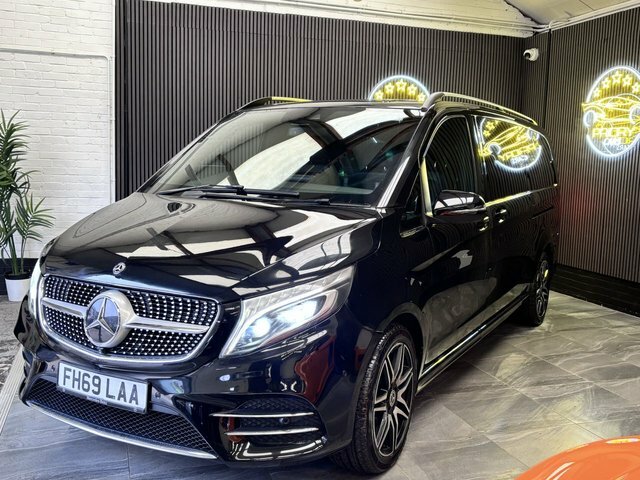 Mercedes-Benz V Class 2.0 V220d Amg Line Mpv G-tronic Euro 6 FH69LAA Black #3