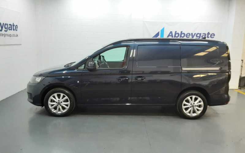 Volkswagen Caddy Maxi 2.0 Tdi 102Ps Maxi C20 Commerce Pro Van - 2 Blue #6