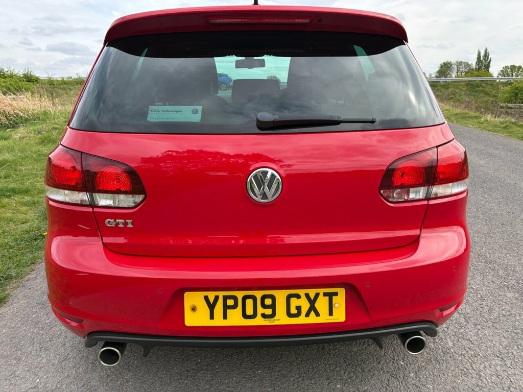Volkswagen Golf 2L Gti YP09GXT Red #6