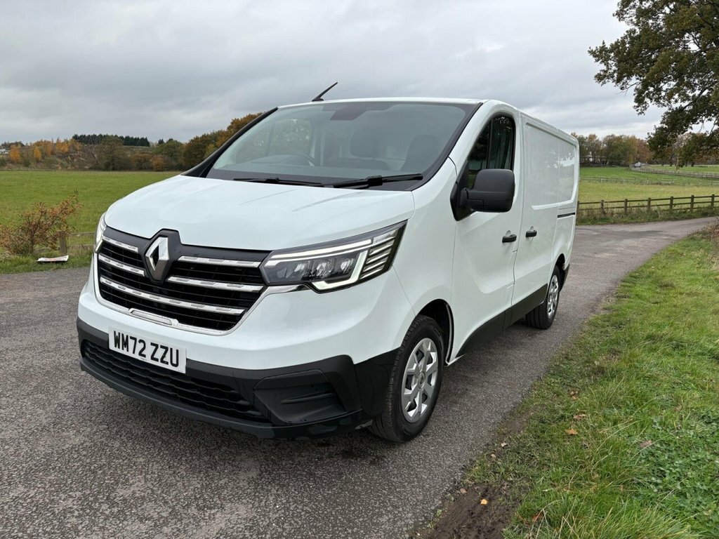 Renault Trafic 2L Business WM72ZZU White #4