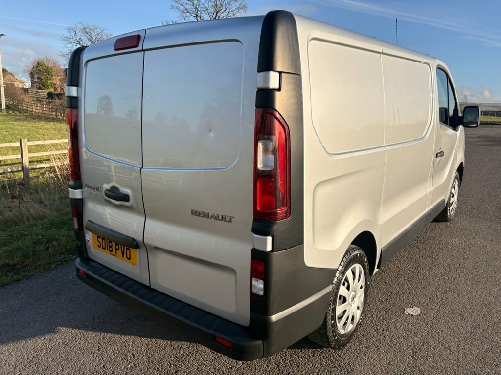 Renault Trafic 1.6L Business SD18PVO Silver #5