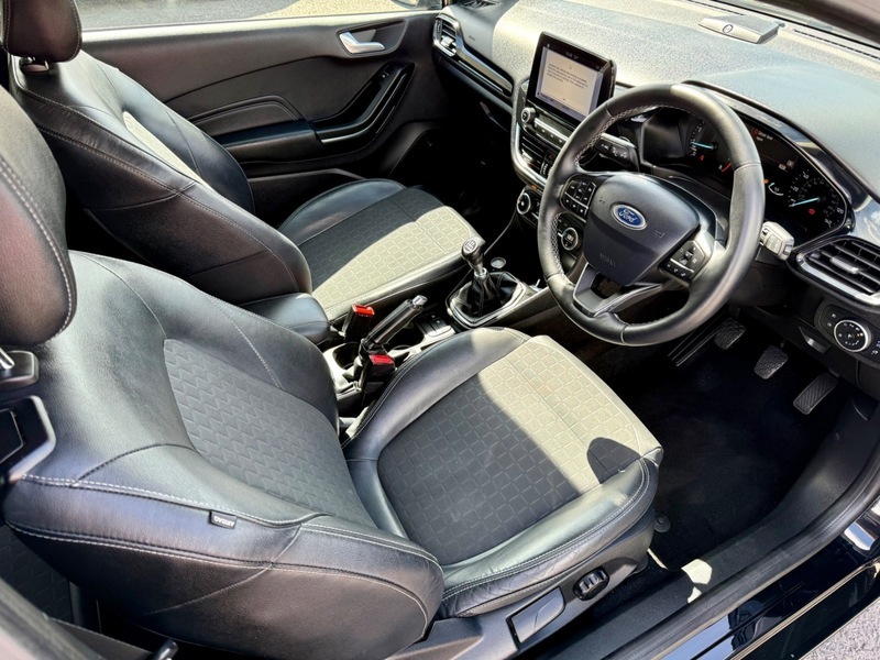 Ford Fiesta Titanium X FG19FDL Black #3