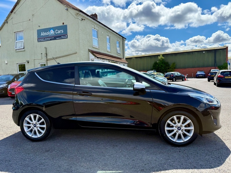 Ford Fiesta Titanium X FG19FDL Black #5