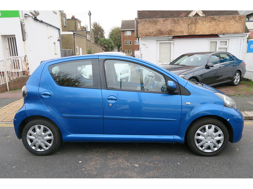 Toyota Aygo Vvt-i Blue Blue #2