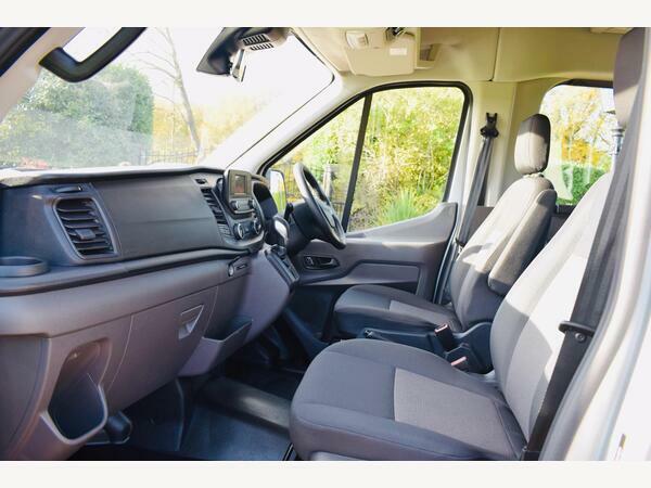 Ford Transit Custom Minibus 2.0 460 Ecoblue Leader Rwd L4 High Ro WM23YXZ Silver #2