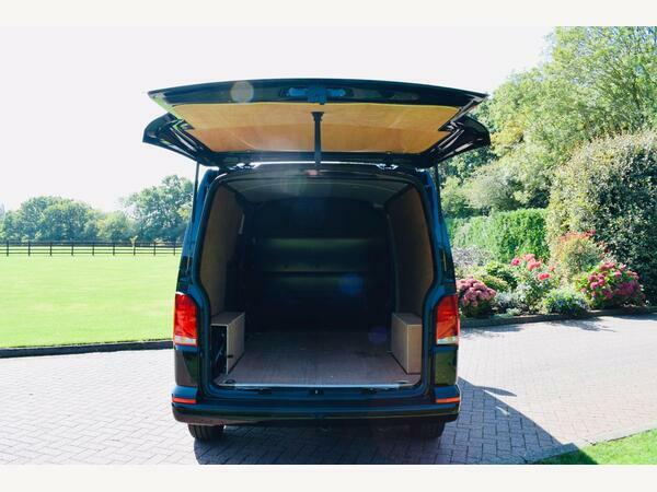 Volkswagen Transporter Panel Van 2.0 Tdi T30 Highline Dsg Fwd Swb Euro 6 MH23HLF Black #6