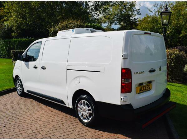 Vauxhall Vivaro Panel Van Fridge 1.5 Turbo D 2900 L2 H1 Euro 6 DL21NZC White #3