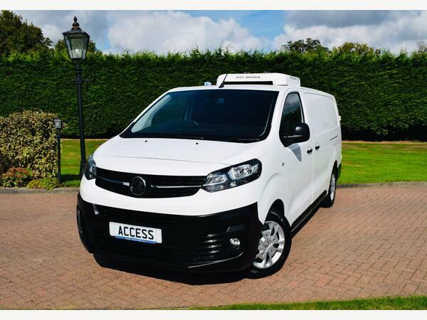 Vauxhall Vivaro Panel Van Fridge 1.5 Turbo D 2900 L2 H1 Euro 6 White