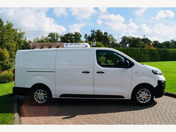 Vauxhall Vivaro Panel Van Fridge 1.5 Turbo D 2900 L2 H1 Euro 6 DL21NZC White #6