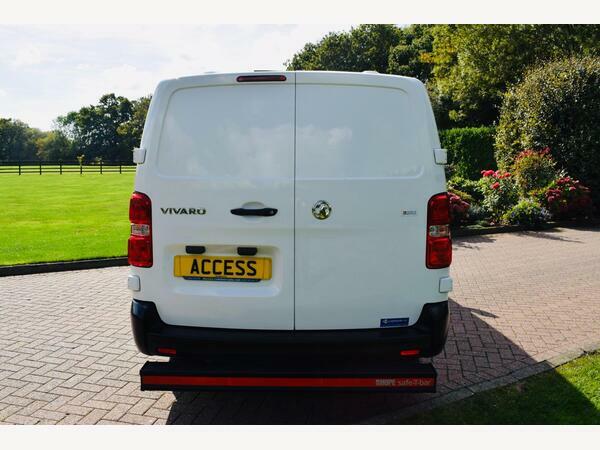 Vauxhall Vivaro Panel Van Fridge 1.5 Turbo D 2900 L2 H1 Euro 6 DL21NZC White #4