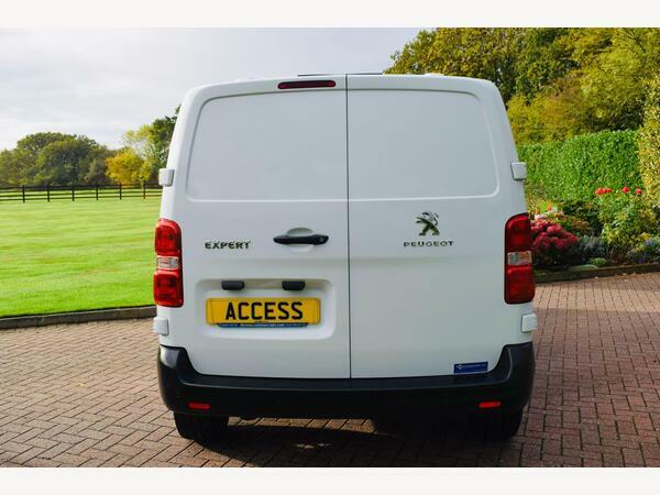 Peugeot Expert Panel Van 1.5 Bluehdi 1000 Professional Premium CF23AXZ White #5