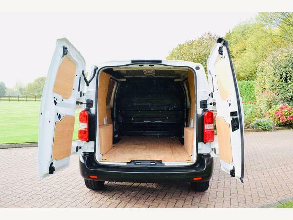 Peugeot Expert Panel Van 1.5 Bluehdi 1000 Professional Premium CF23AXZ White #6