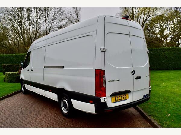 Mercedes-Benz Sprinter Panel Van 2.0 315 Cdi Progressive Rwd L3 H2 Euro 6 KR23PXF White #4