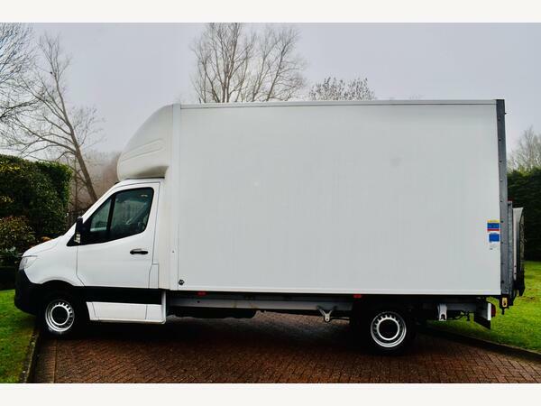 Mercedes-Benz Sprinter Luton Luton 315 Progressive Rwd L3 Euro 6 OY72ZDT White #2