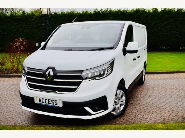 Renault Trafic Panel Van 2.0 Dci Blue Sl28 Sport Edc L1 H1 Euro 6 Blue