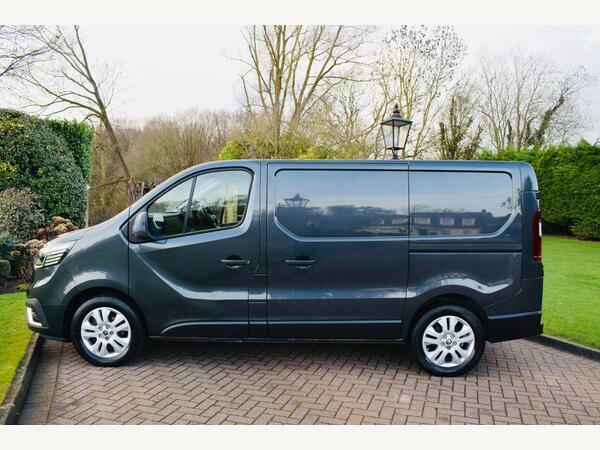 Renault Trafic Panel Van 2.0 Dci Blue Sl28 Sport L1 H1 Euro 6 S ML23YCN Blue #2