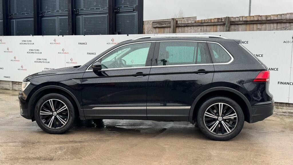 Volkswagen Tiguan Suv 1.4 Tsi Se Navigation Dsg 4Motion Euro 6 Ss YL68XBH Black #5