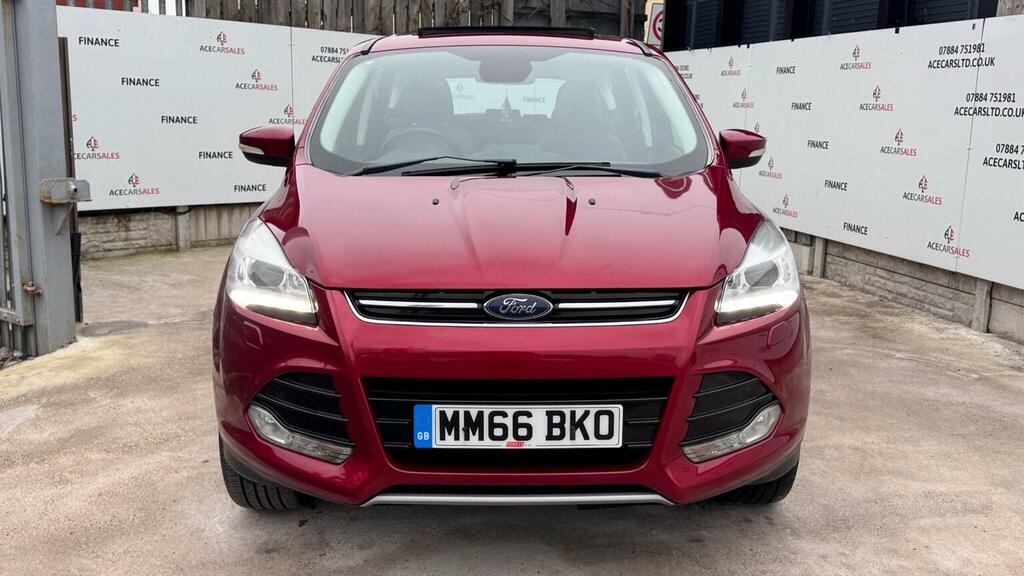 Ford Kuga Suv 2.0 Tdci Titanium X Sport Awd Euro 6 Ss MM66BKO Red #3