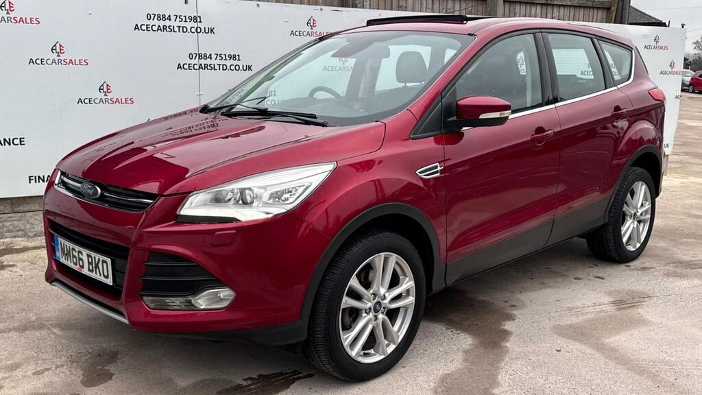 Ford Kuga Suv 2.0 Tdci Titanium X Sport Awd Euro 6 Ss MM66BKO Red #4