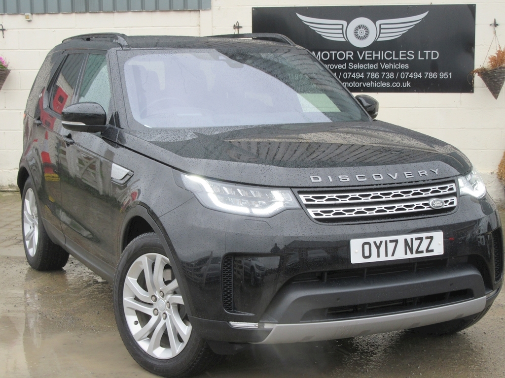 Land Rover Discovery Td V6 Hse OY17NZZ Black #2