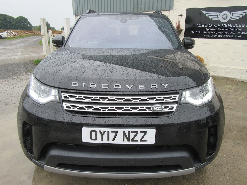 Land Rover Discovery Td V6 Hse OY17NZZ Black #3