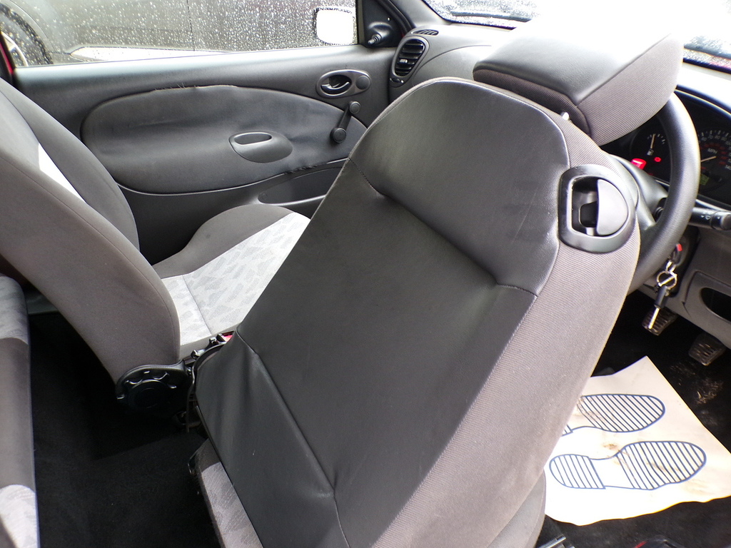 Ford Fiesta 1.25I 16V Zetec Blue #21