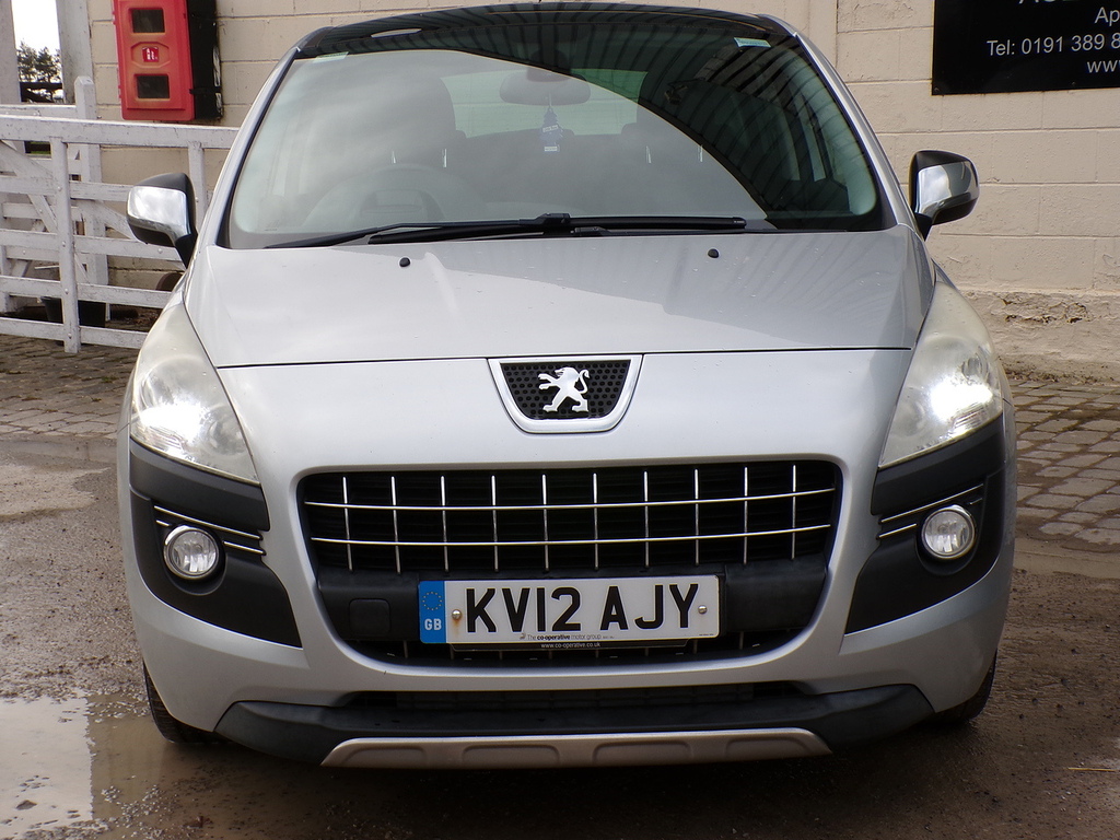 Peugeot 3008 Hdi Exclusive KV12AJY Silver #3