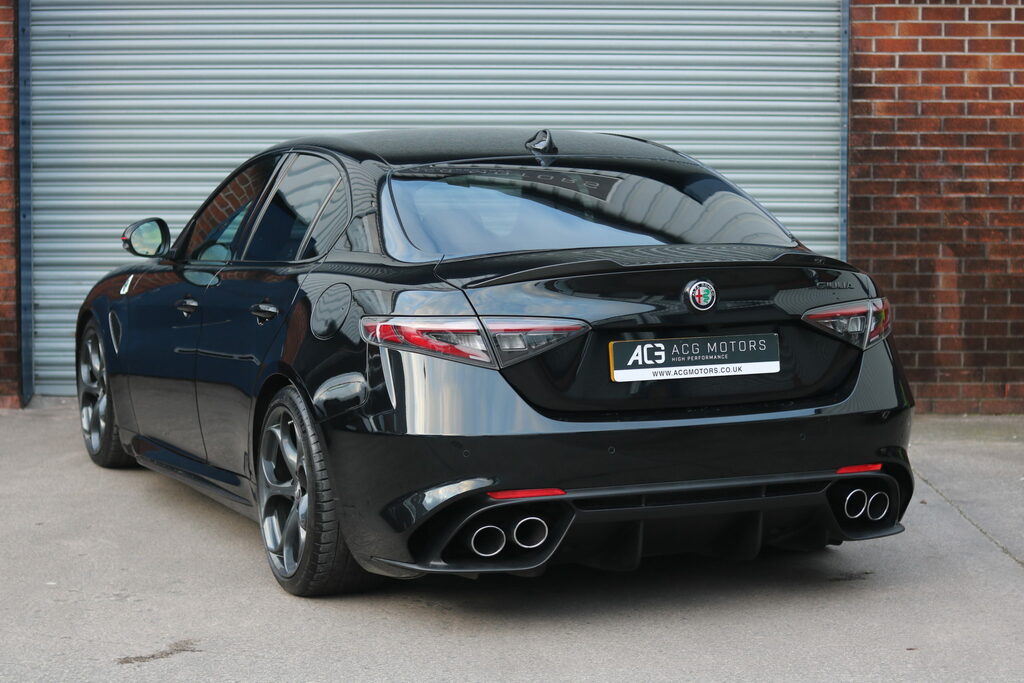 Alfa Romeo Giulia 2.9 V6 Bi-turbo Quadrifoglio Euro 6 S S Black #2