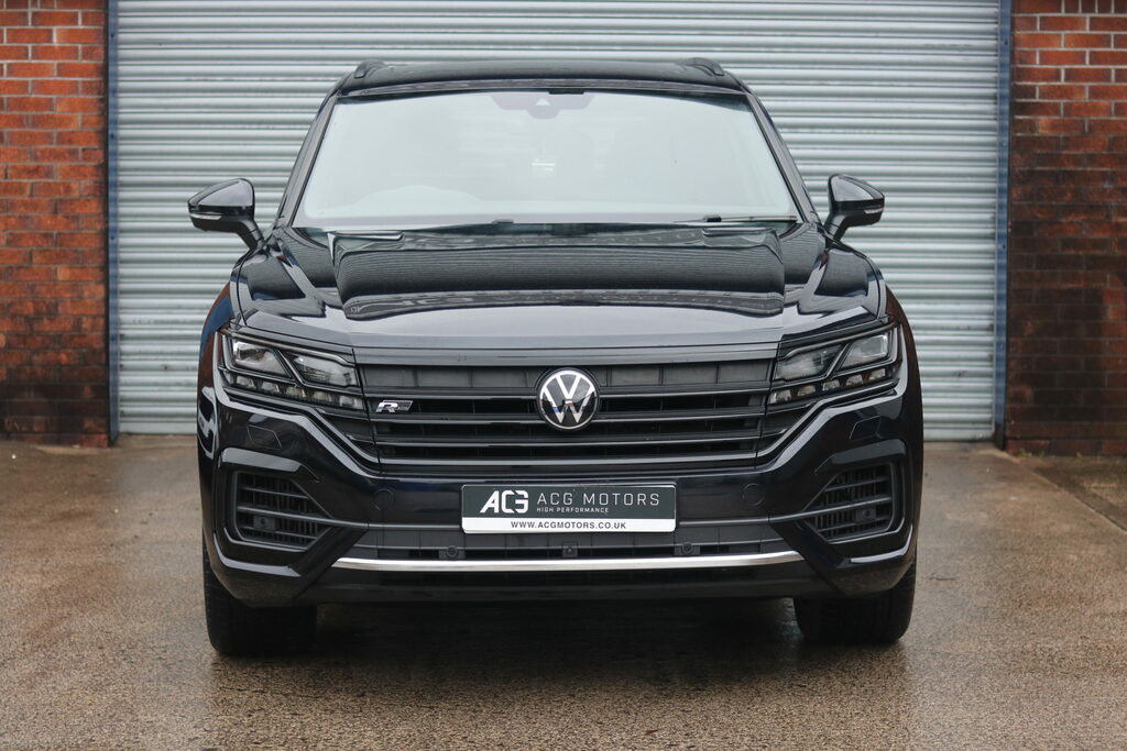 Volkswagen Touareg 3.0 Tsi V6 Black Edition Tiptronic 4Motion Euro 6 Black #3