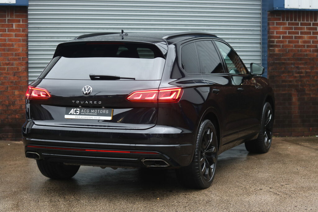 Volkswagen Touareg 3.0 Tsi V6 Black Edition Tiptronic 4Motion Euro 6 Black #6