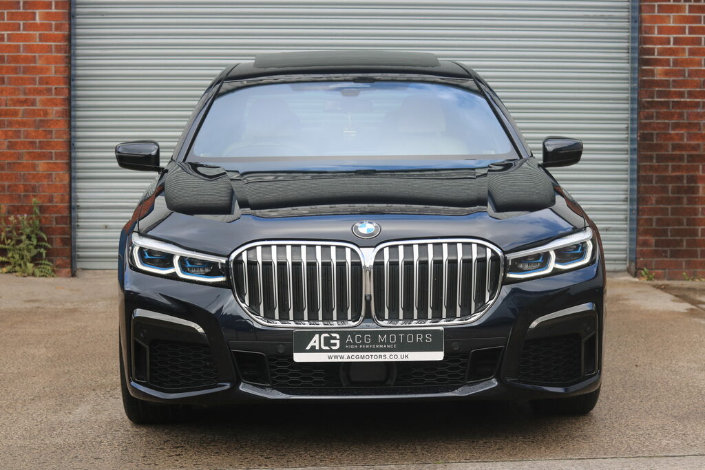 BMW 7 Series 3.0 730Ld M Sport Euro 6 S S Black #2