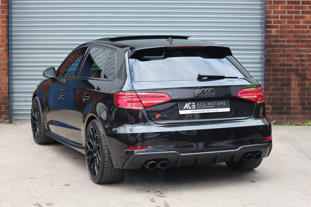 Audi S3 2.0 Tfsi Black Edition Sportback S Tronic Quattro #2