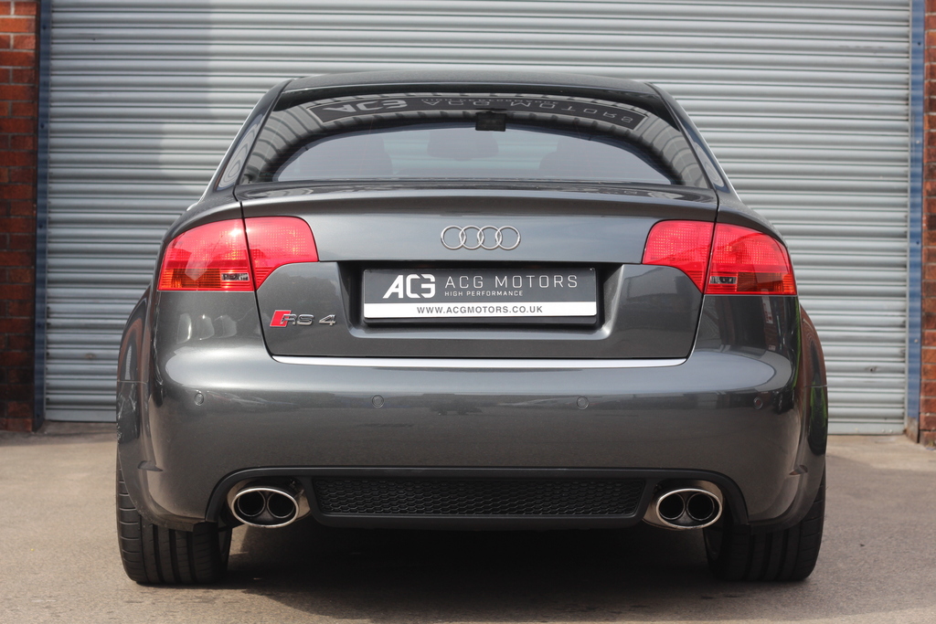 Audi RS4 4.2 Quattro Grey #4