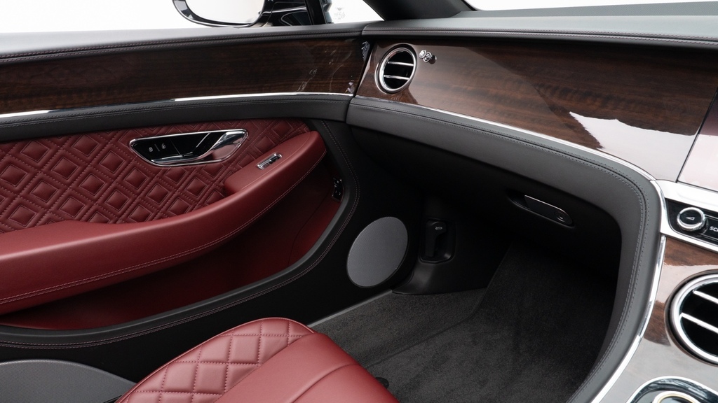 Bentley Continental V8 #17