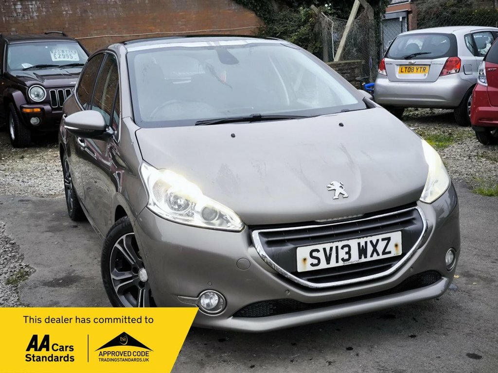 Peugeot 208 1.6L E-hdi Intuitive SV13WXZ Grey #3