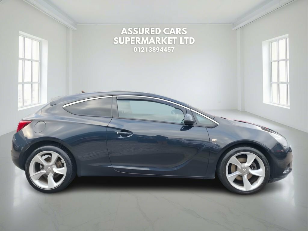 Vauxhall Astra GTC 2L Sri Black #6