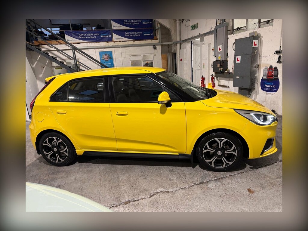MG MG3 1.5 Vti-tech Exclusive Hatchback EA19AOK Yellow #5