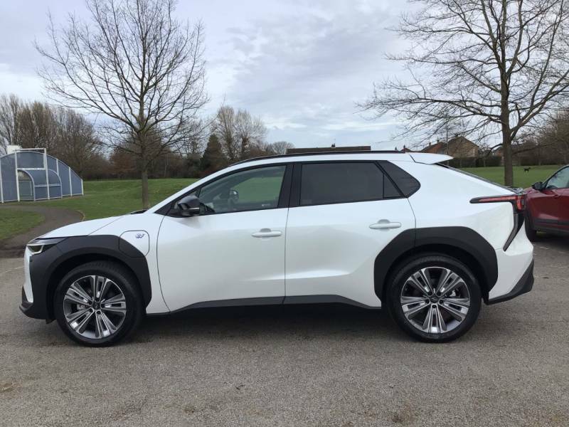 Subaru Solterra 150Kw Touring 71.4Kwh Awd - 2022 72 White #4