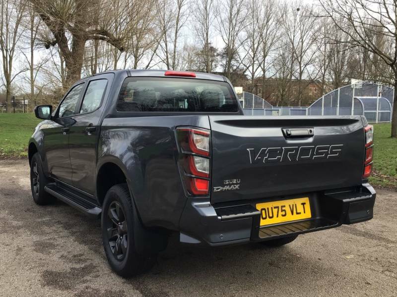 Isuzu D-Max 1.9 V-cross Double Cab 4X4 - 2025 75 OU75VLT Grey #5
