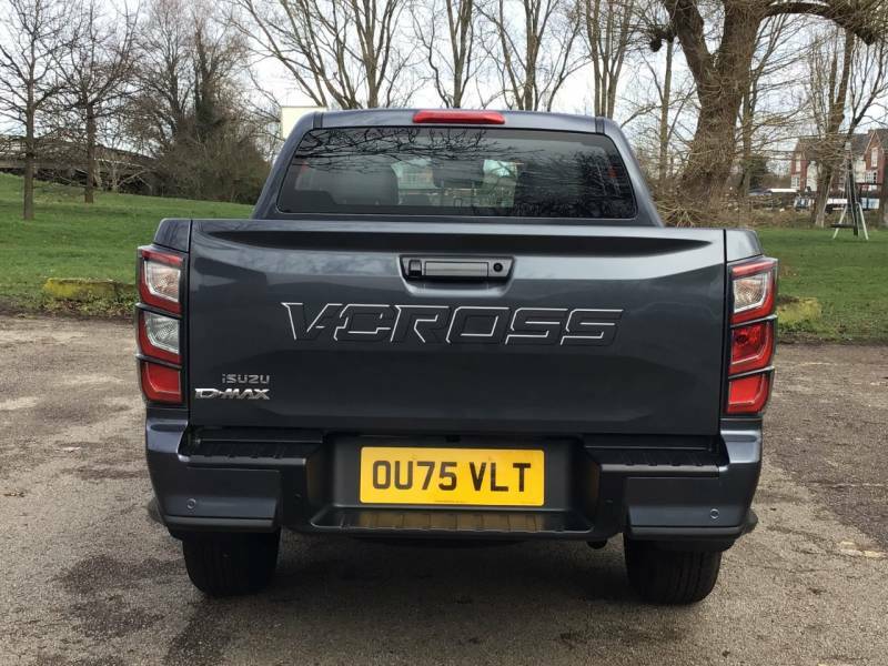 Isuzu D-Max 1.9 V-cross Double Cab 4X4 - 2025 75 OU75VLT Grey #6