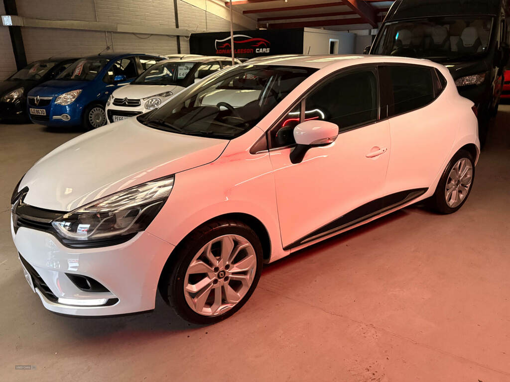 Renault Clio 0.9 Tce 90 Iconic HS19KZU White #6