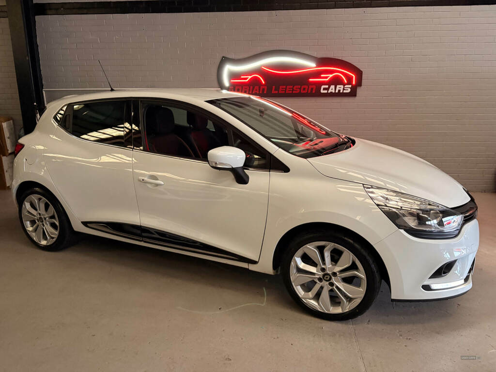 Renault Clio 0.9 Tce 90 Iconic White