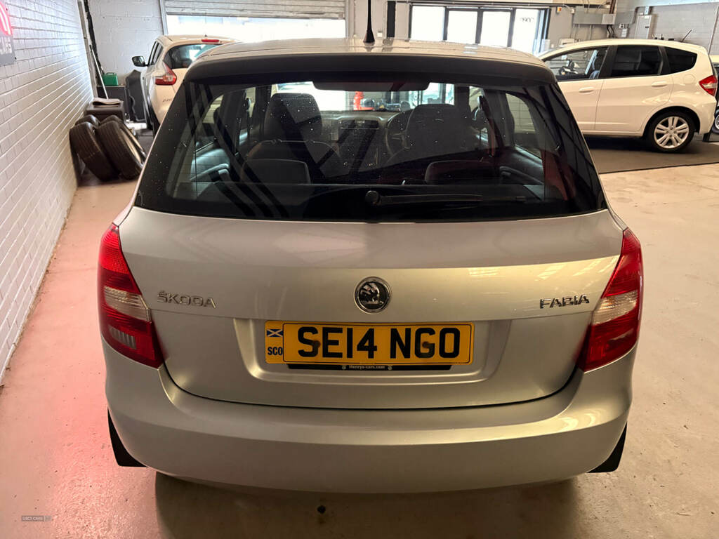 Skoda Fabia 1.2 12V Se SE14NGO Silver #4